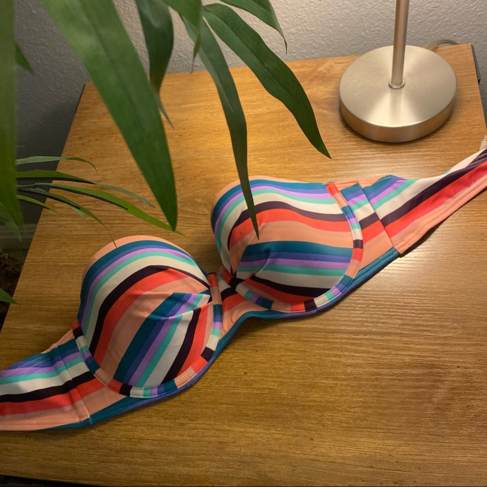 Vs Strapless Underwired Bikini Top - image 1
